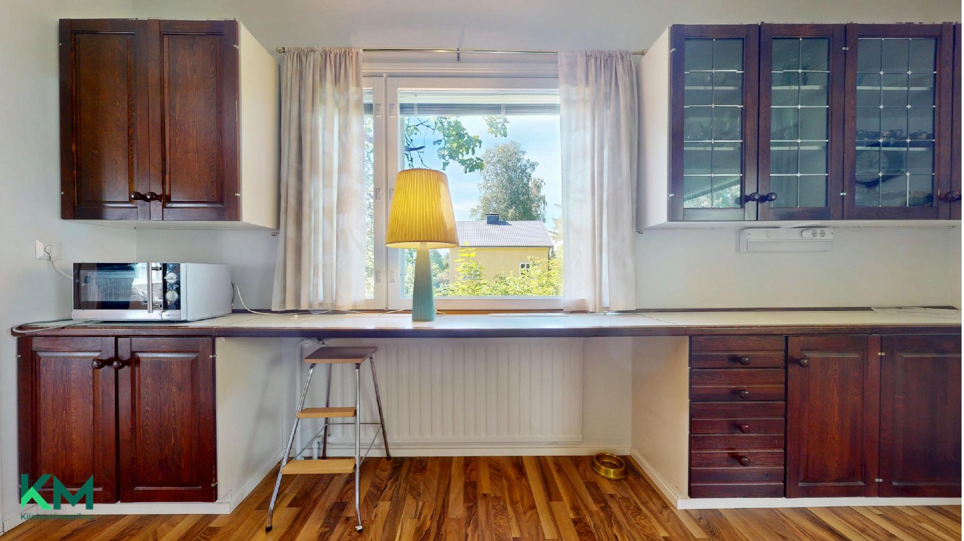 Kuninkaantie 7, Huutoniemi, Vaasa