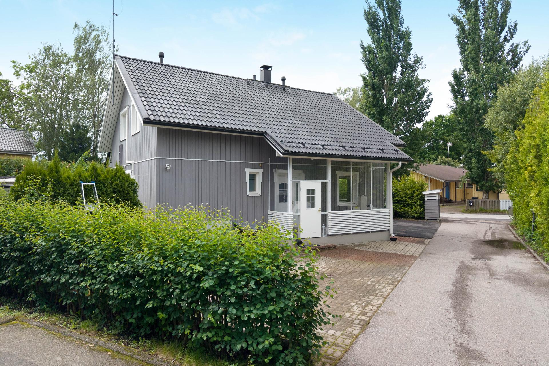 Jäämäentie 22, Mellunkylä, Helsinki