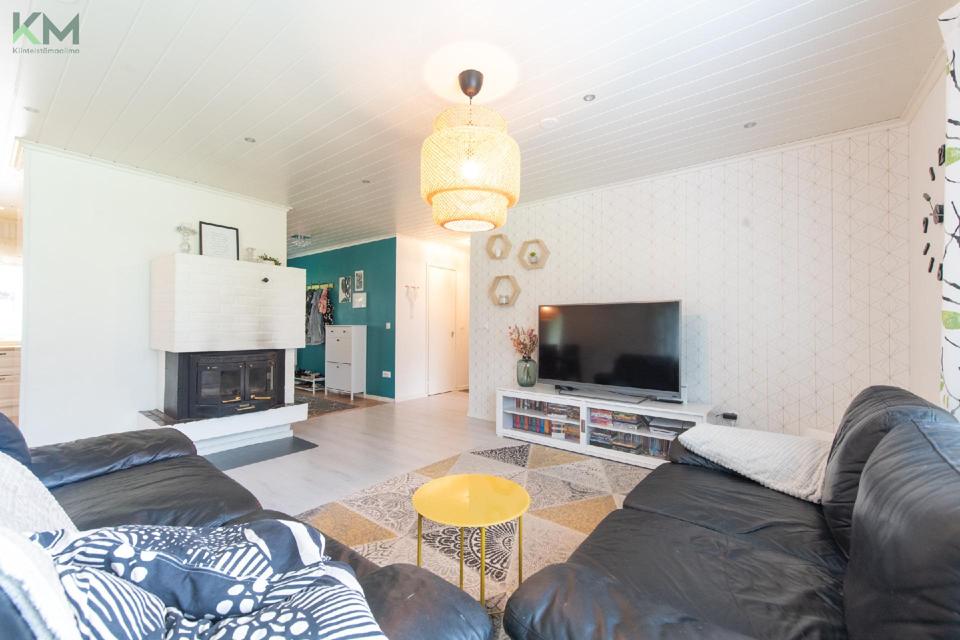 Säntintie 290, Mieto, Kurikka