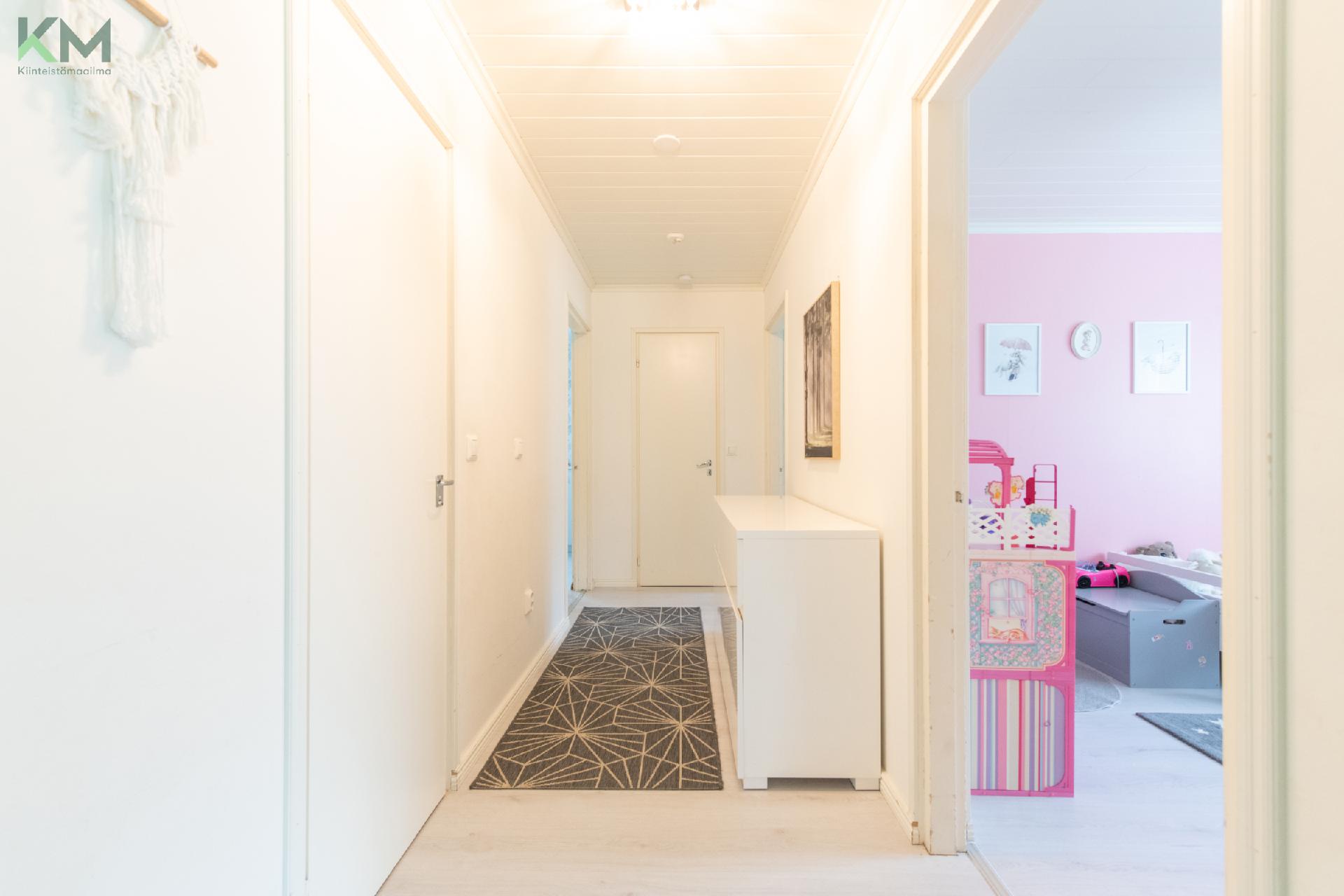 Säntintie 290, Mieto, Kurikka