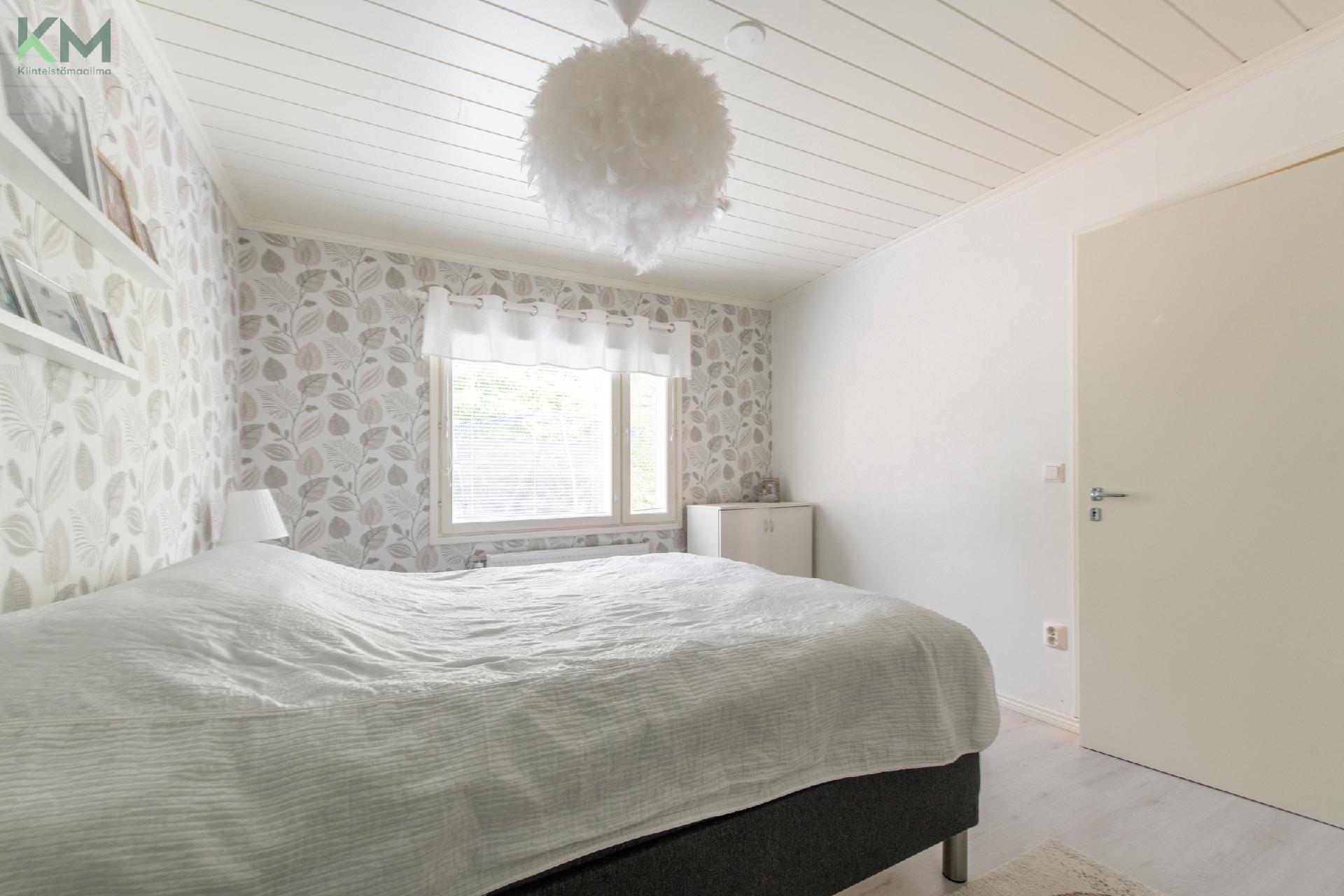 Säntintie 290, Mieto, Kurikka