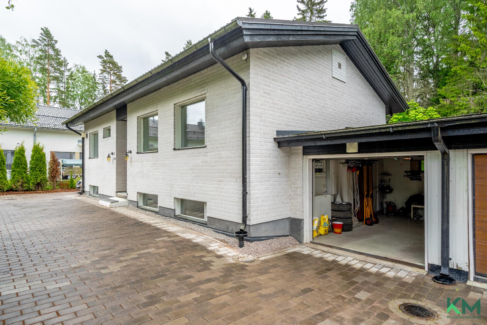 Ylipalontie 6, Paloheinä, Helsinki