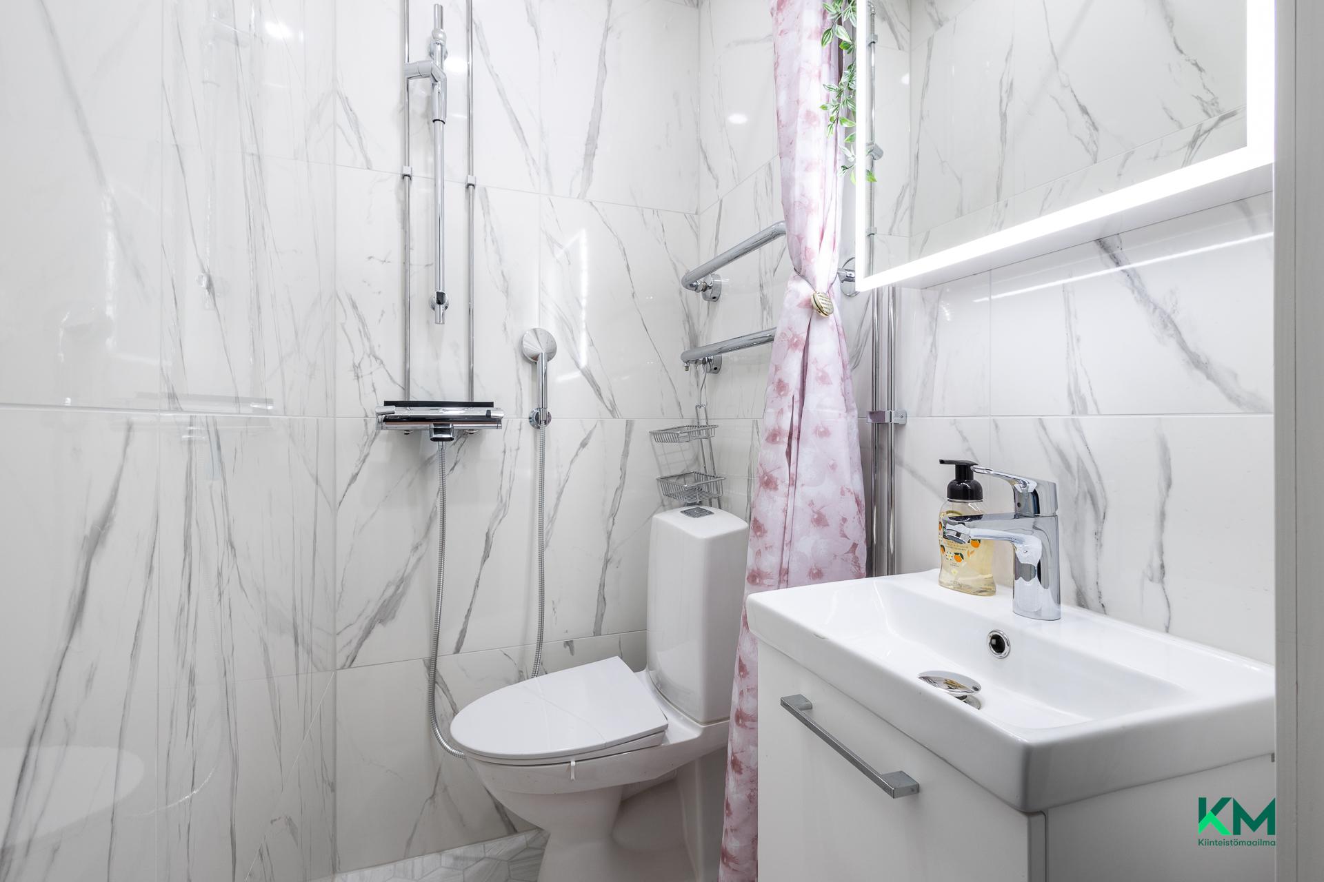 Kolmas linja 7, Kallio, Helsinki