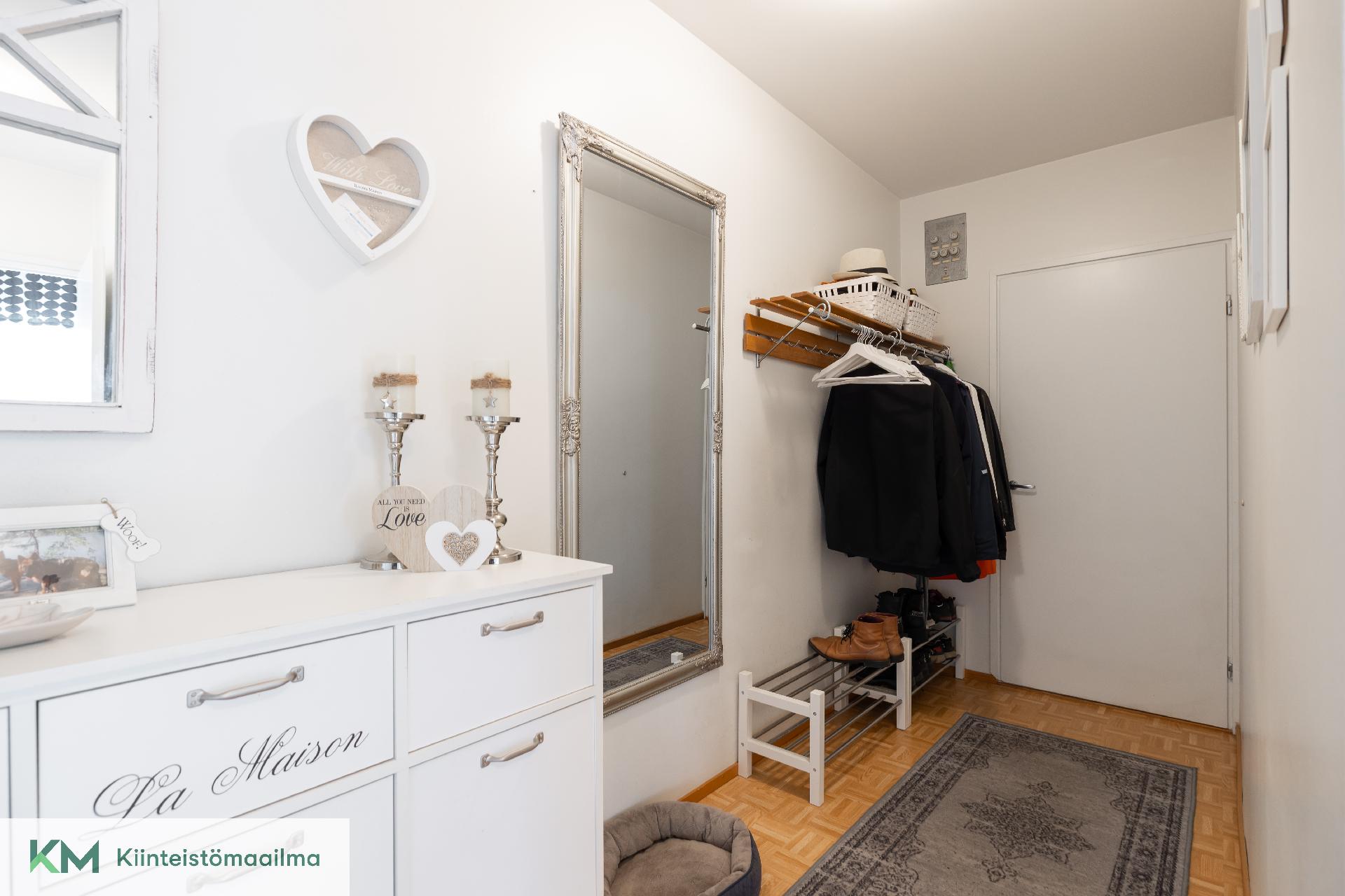 Kukkulapolku 4, Ruonala, Kotka