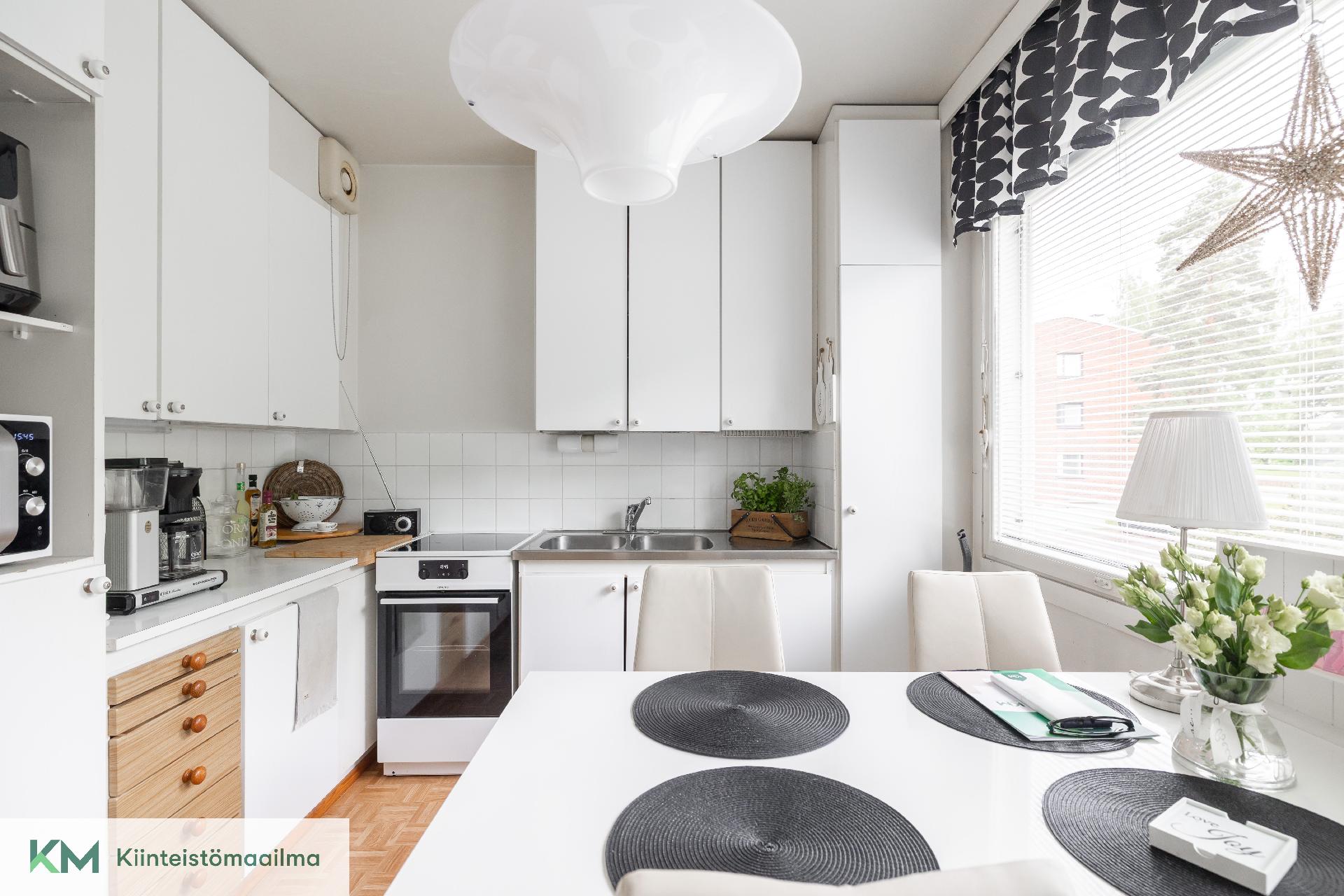 Kukkulapolku 4, Ruonala, Kotka