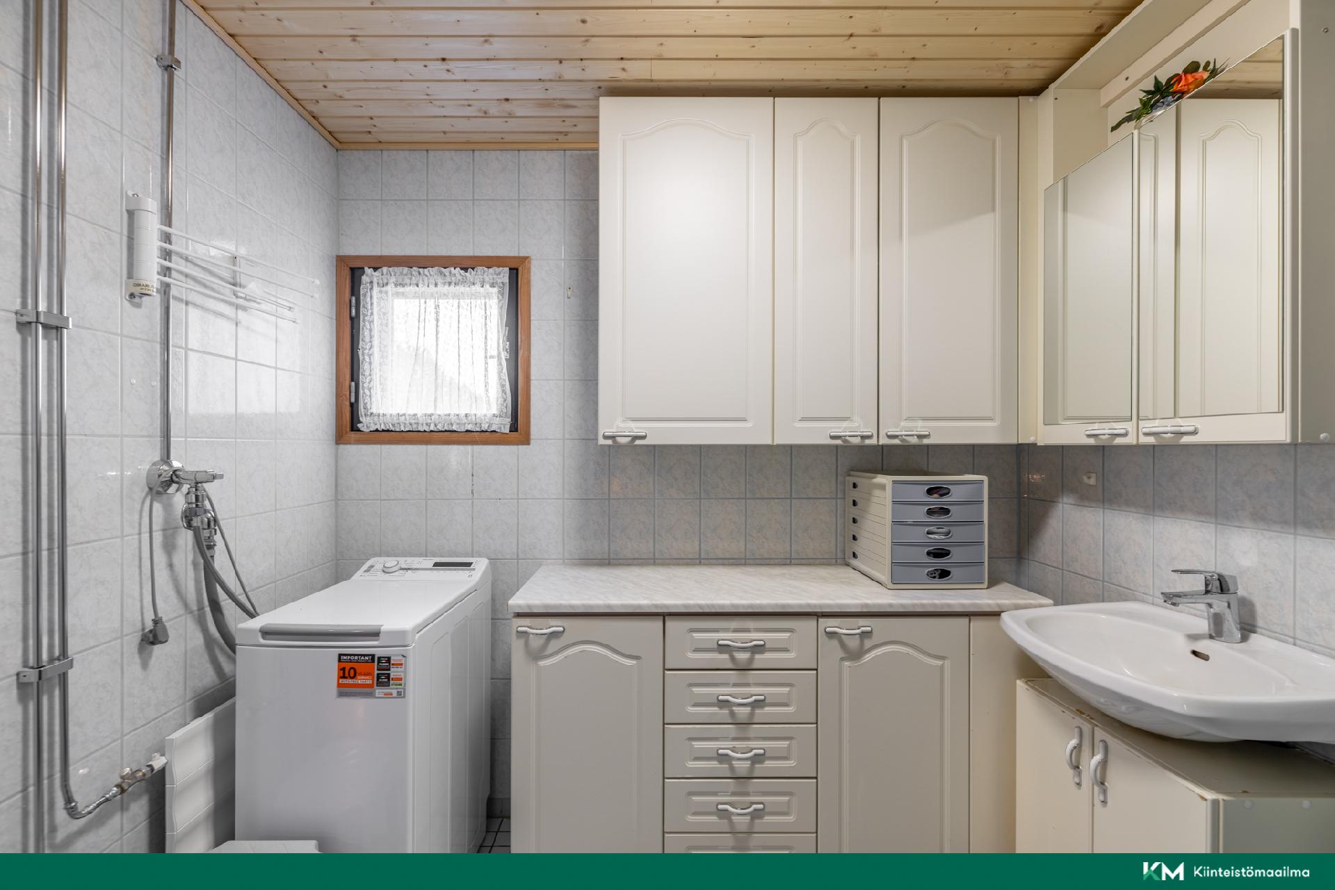 Peltotie 2, Kangasniemi