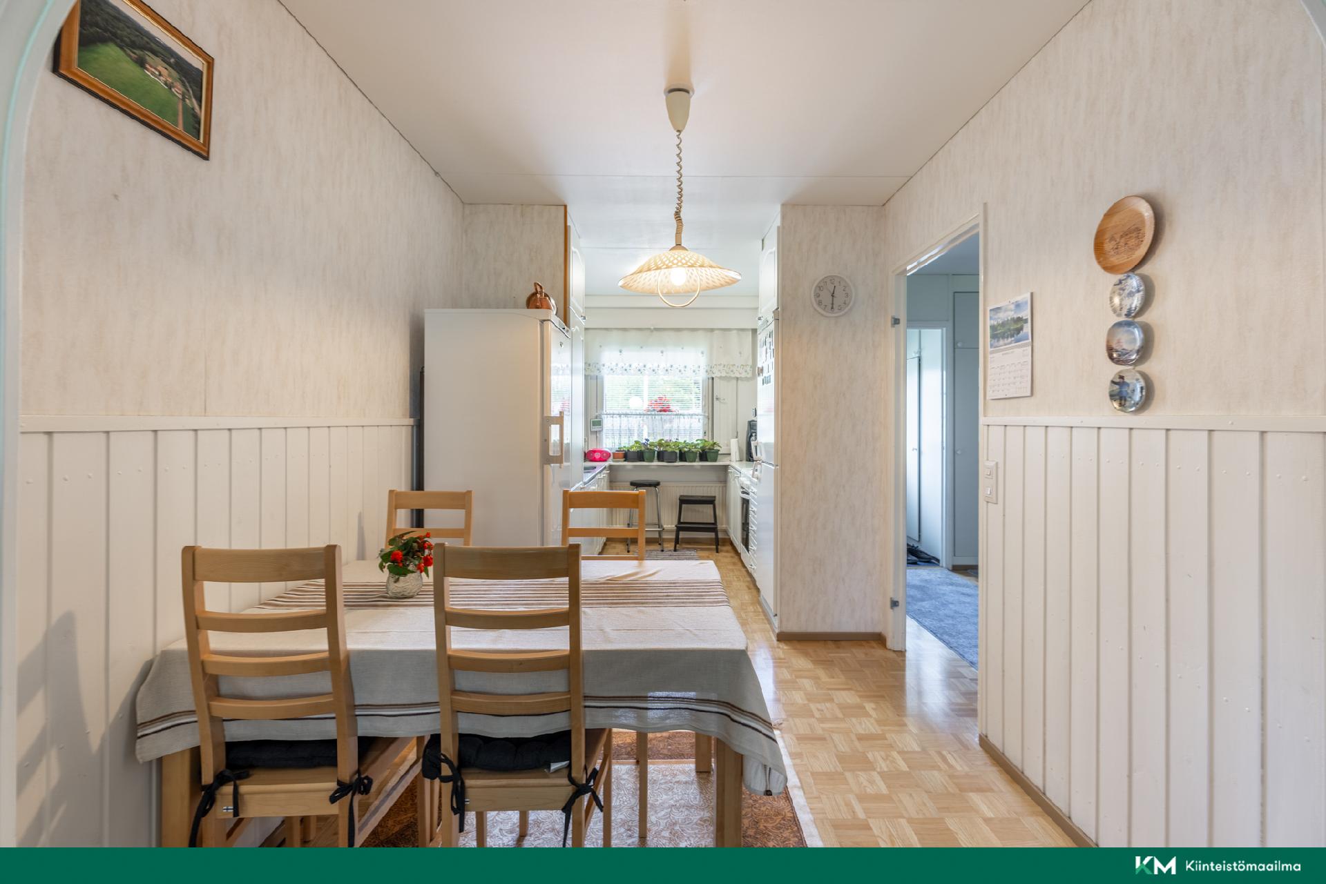 Peltotie 2, Kangasniemi