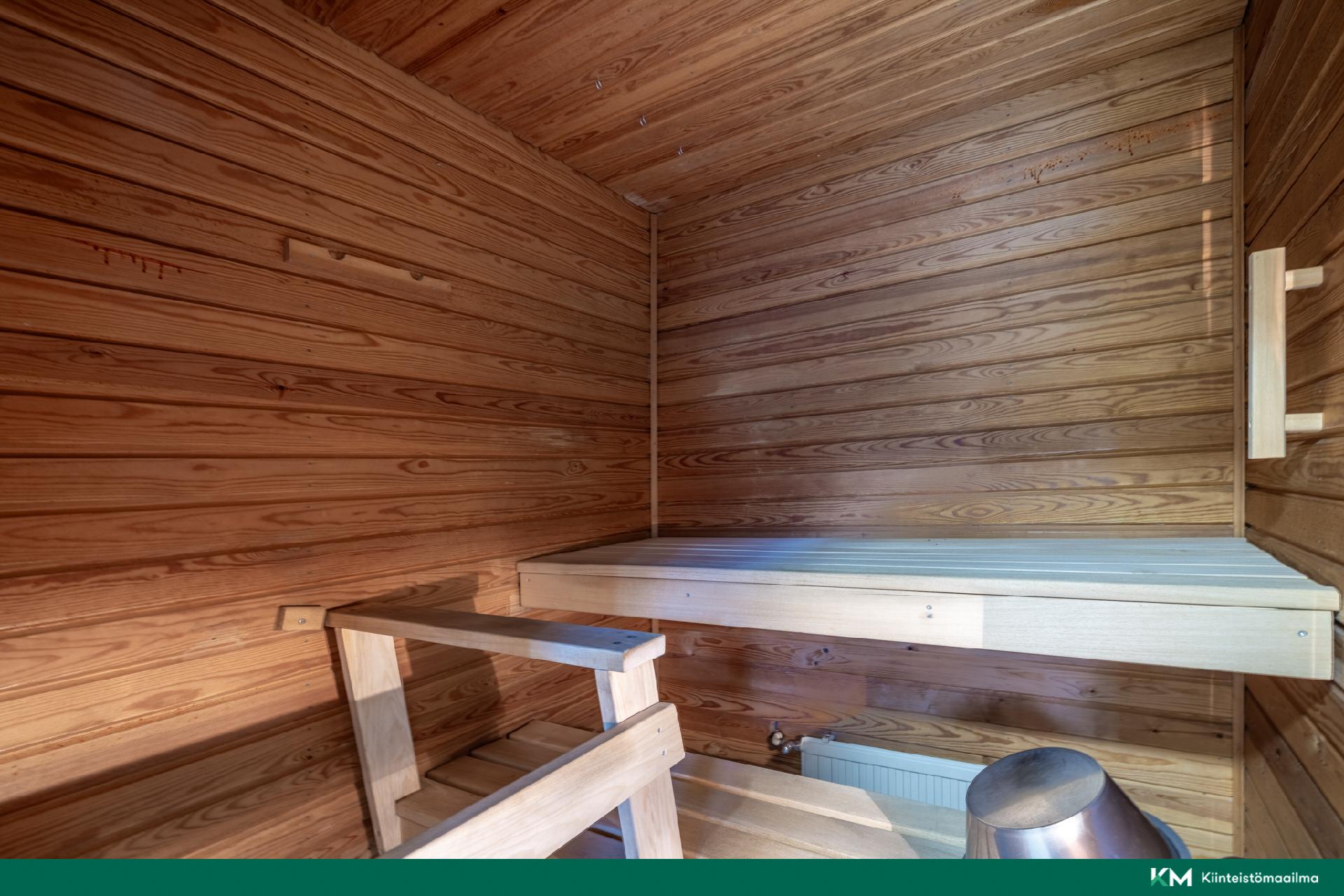 Peltotie 2, Kangasniemi