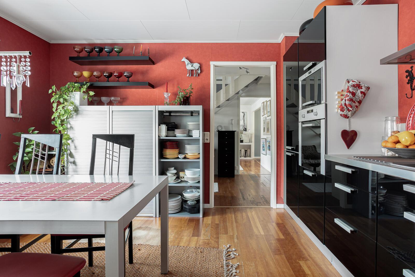 Riihitie 5, Kirveskoski, Pornainen