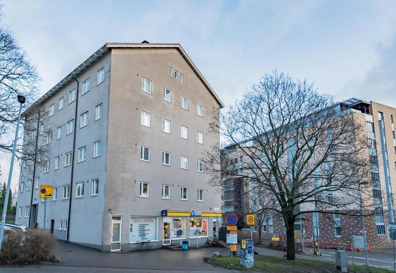 Julkisivu