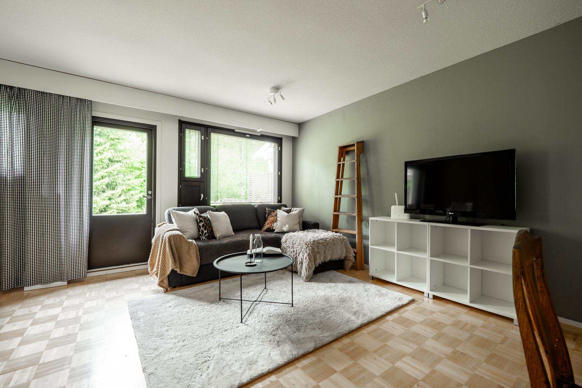 Käpykuusentie 5, Iinatti, Oulu