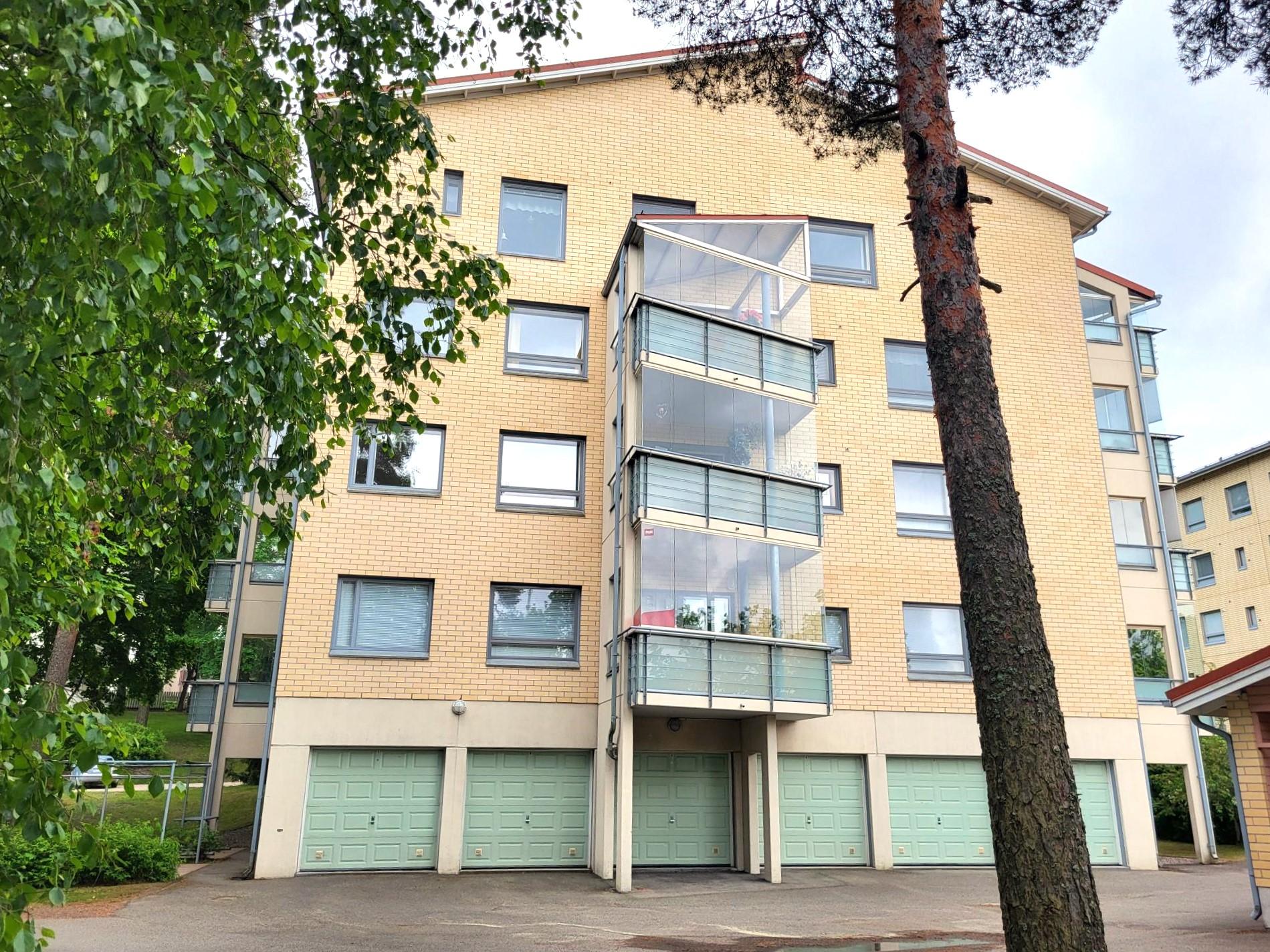 Urheilijankuja 9, Keskusta, Kouvola