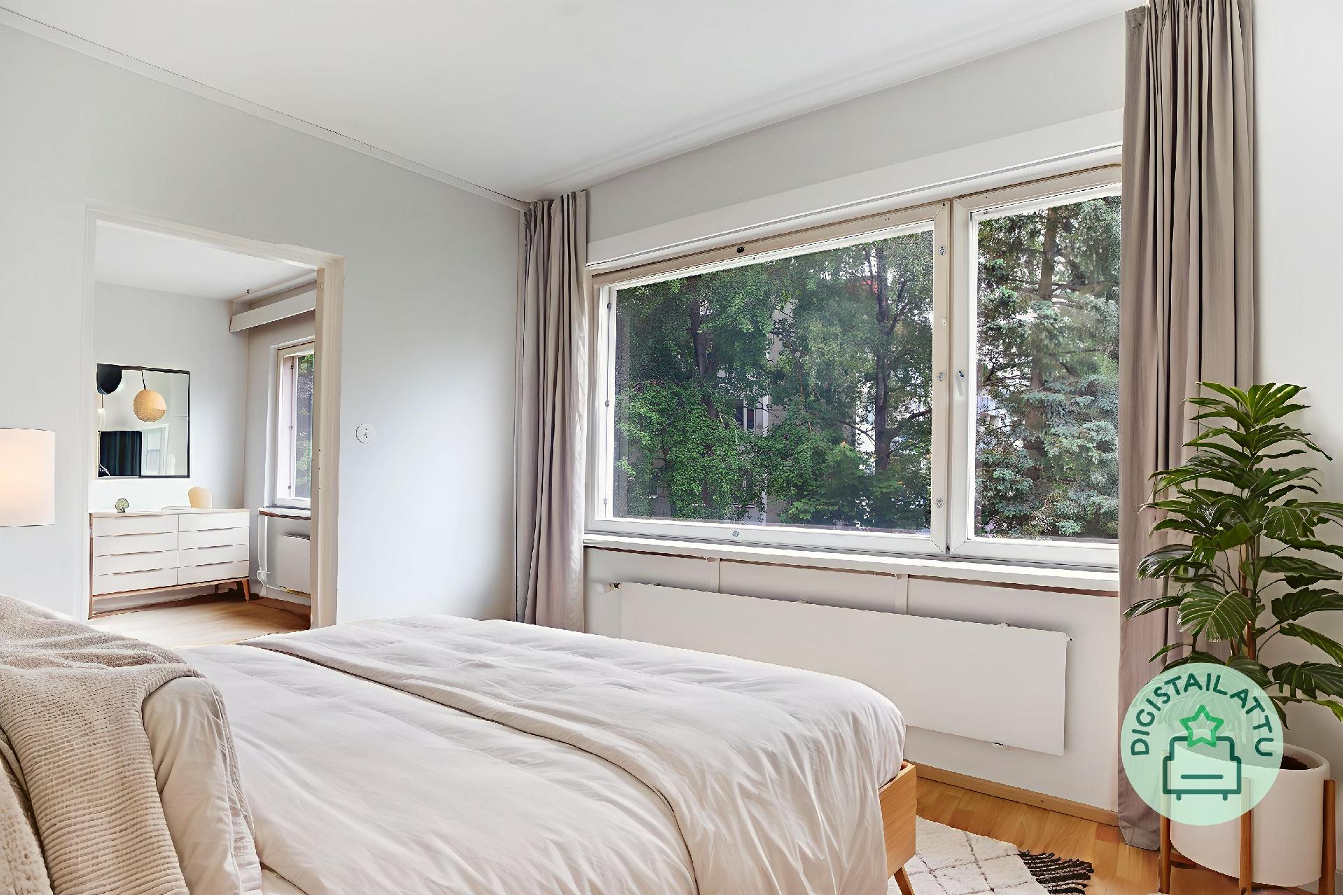 Laajasuontie 12, Etelä-Haaga, Helsinki