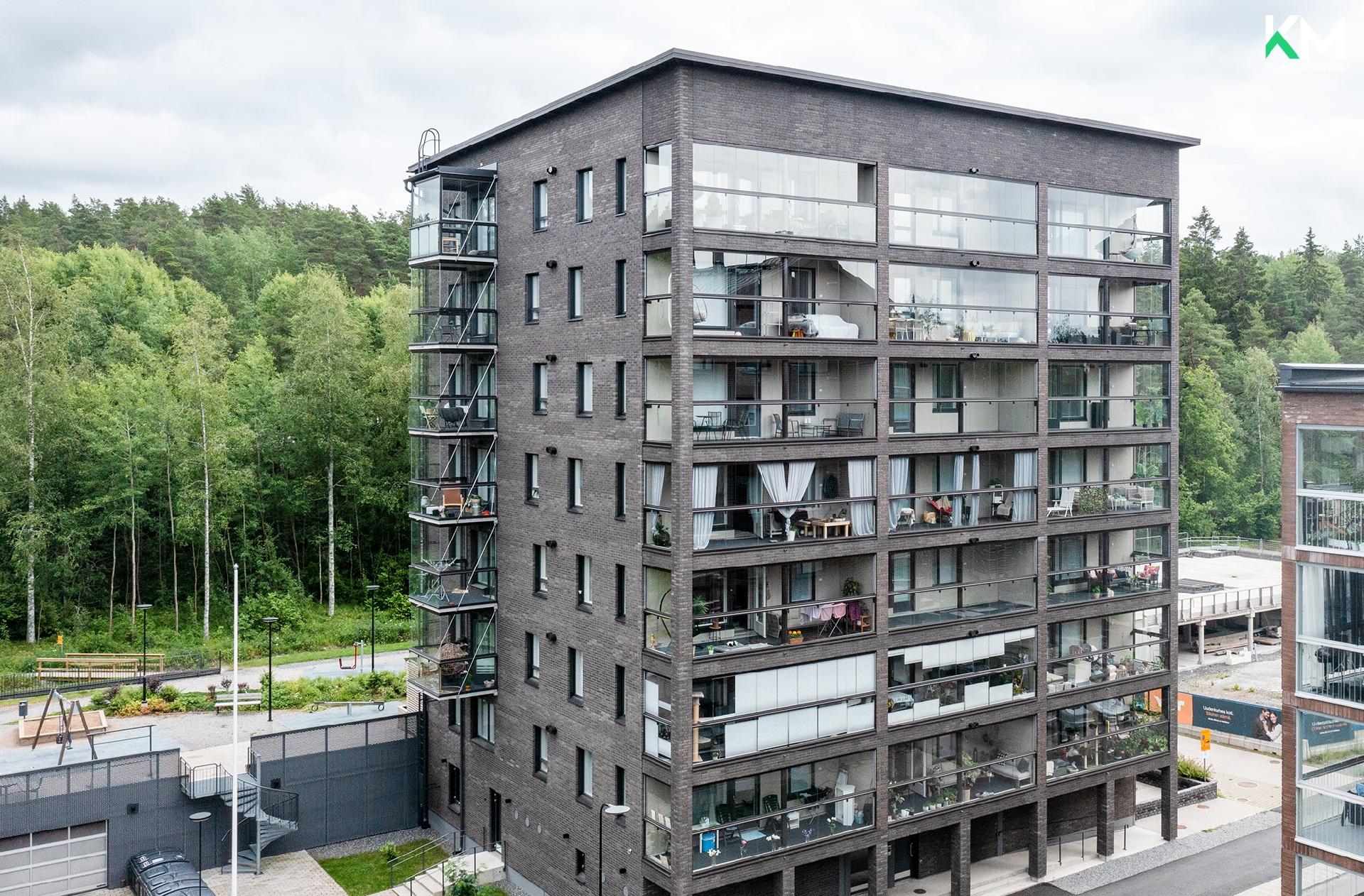 Pääskysillankatu 9 B, Pääskyvuori, Turku