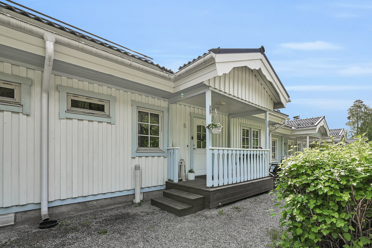 Harakkakuja 1, Raasepori