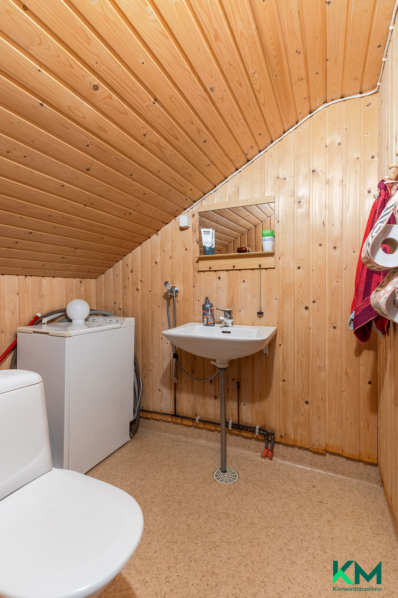 Yläkerran wc