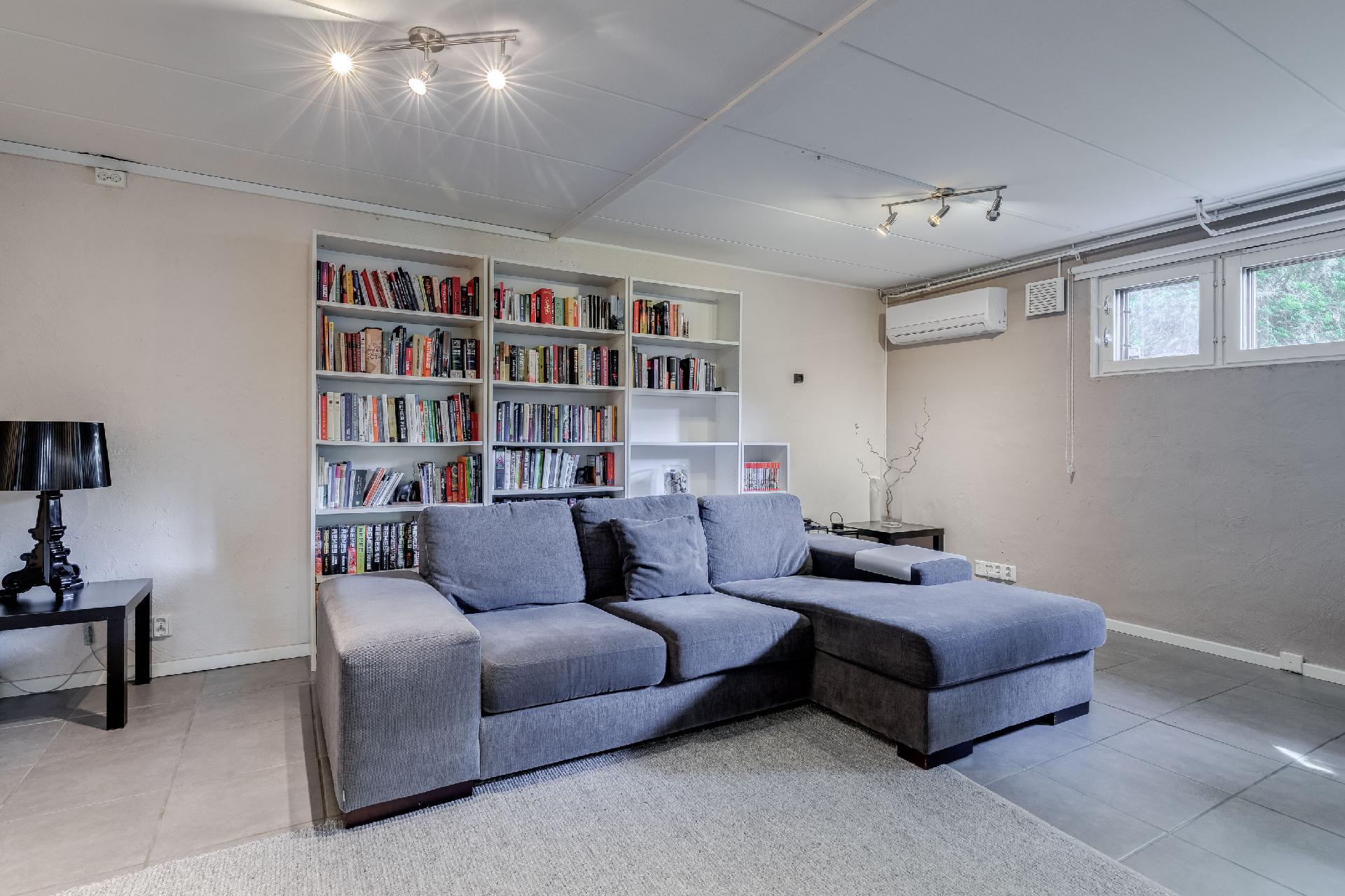 Paloheinäntie 20, Paloheinä, Helsinki