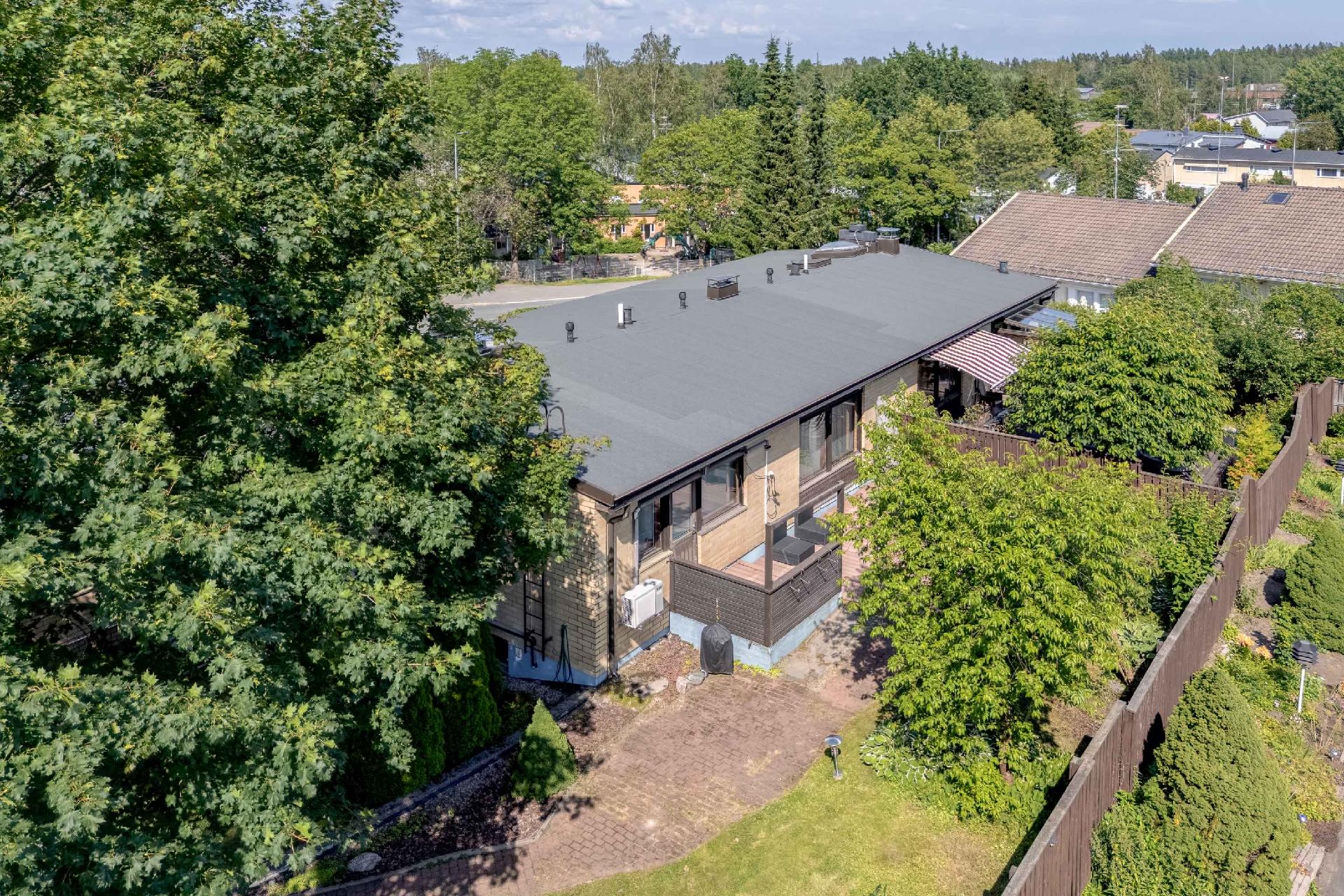 Paloheinäntie 20, Paloheinä, Helsinki