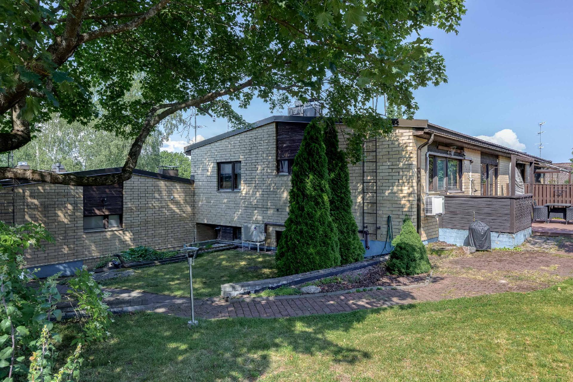 Paloheinäntie 20, Paloheinä, Helsinki