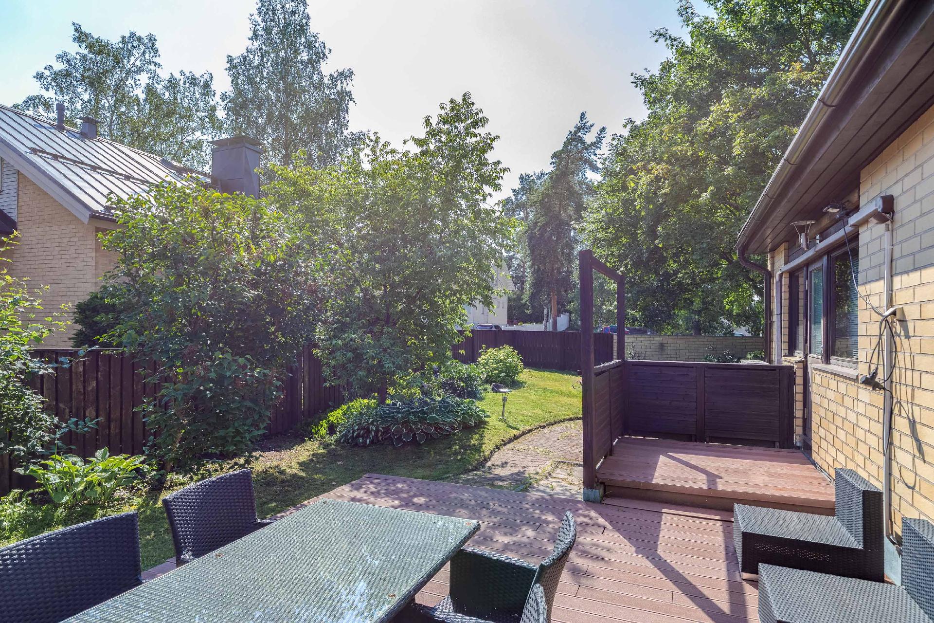 Paloheinäntie 20, Paloheinä, Helsinki