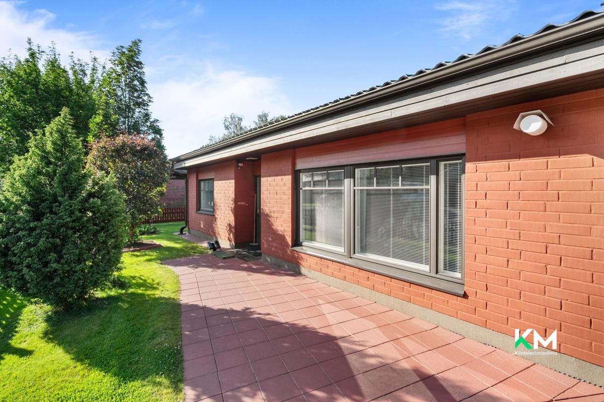 Lussinpolku 13, Intiaanikylä, Kokkola