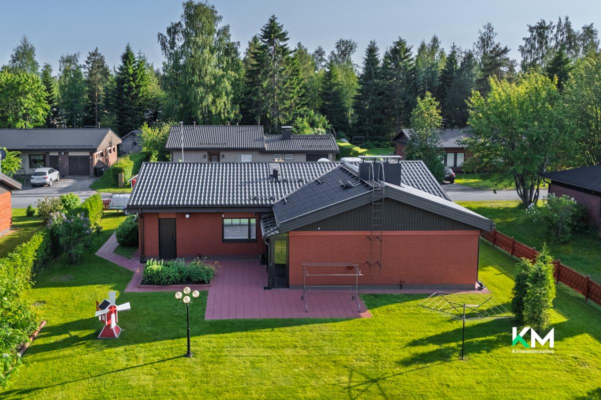 Lussinpolku 13, Intiaanikylä, Kokkola