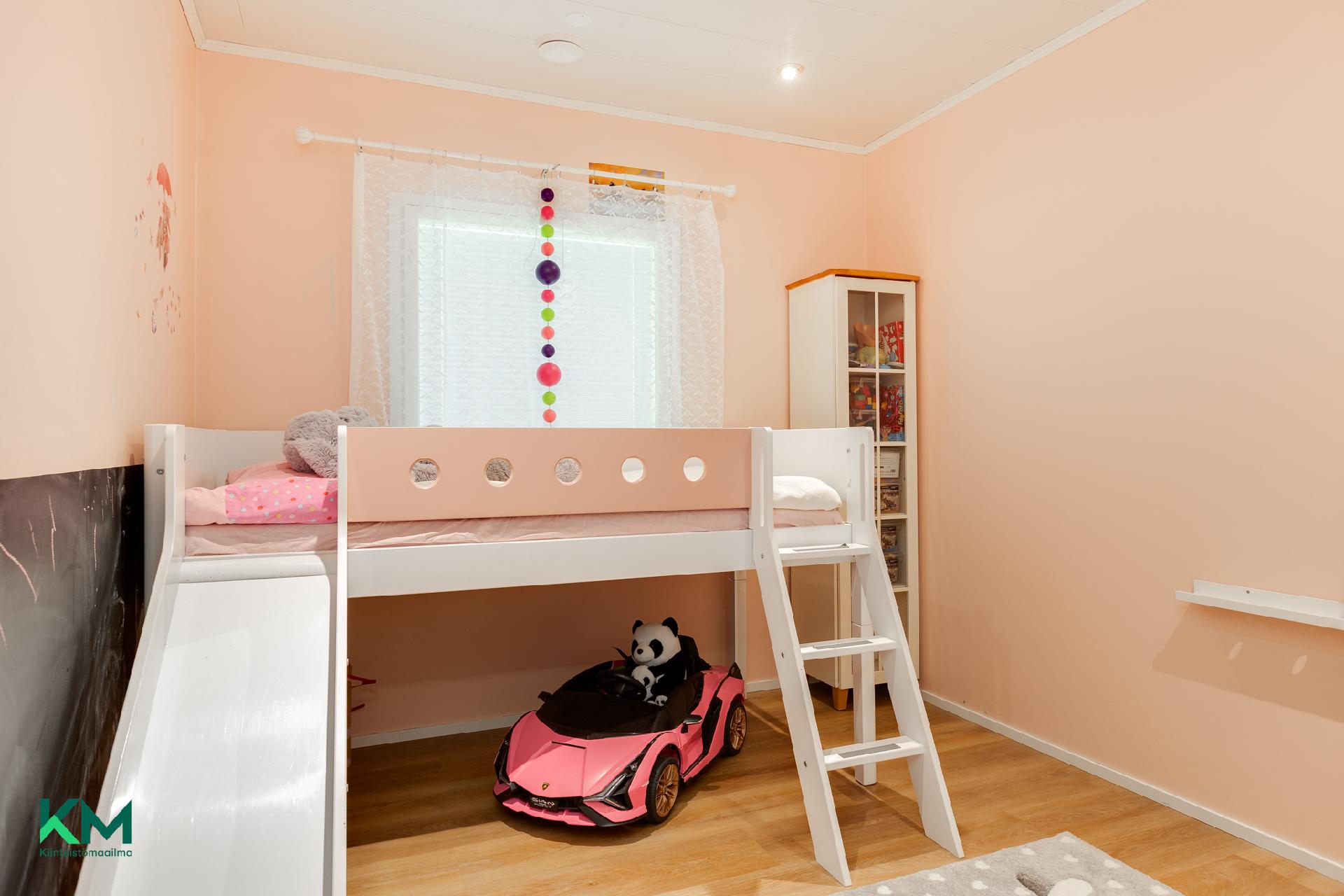 Pulkkatie 17, Kynsilehto, Oulu