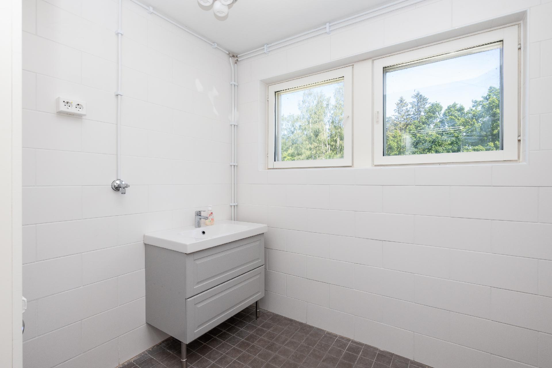 Helsingiuksentie 73, Virkkala, Lohja