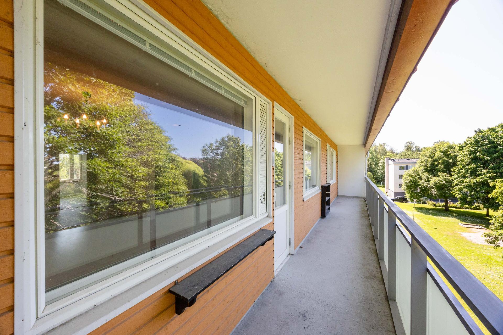 Helsingiuksentie 73, Virkkala, Lohja