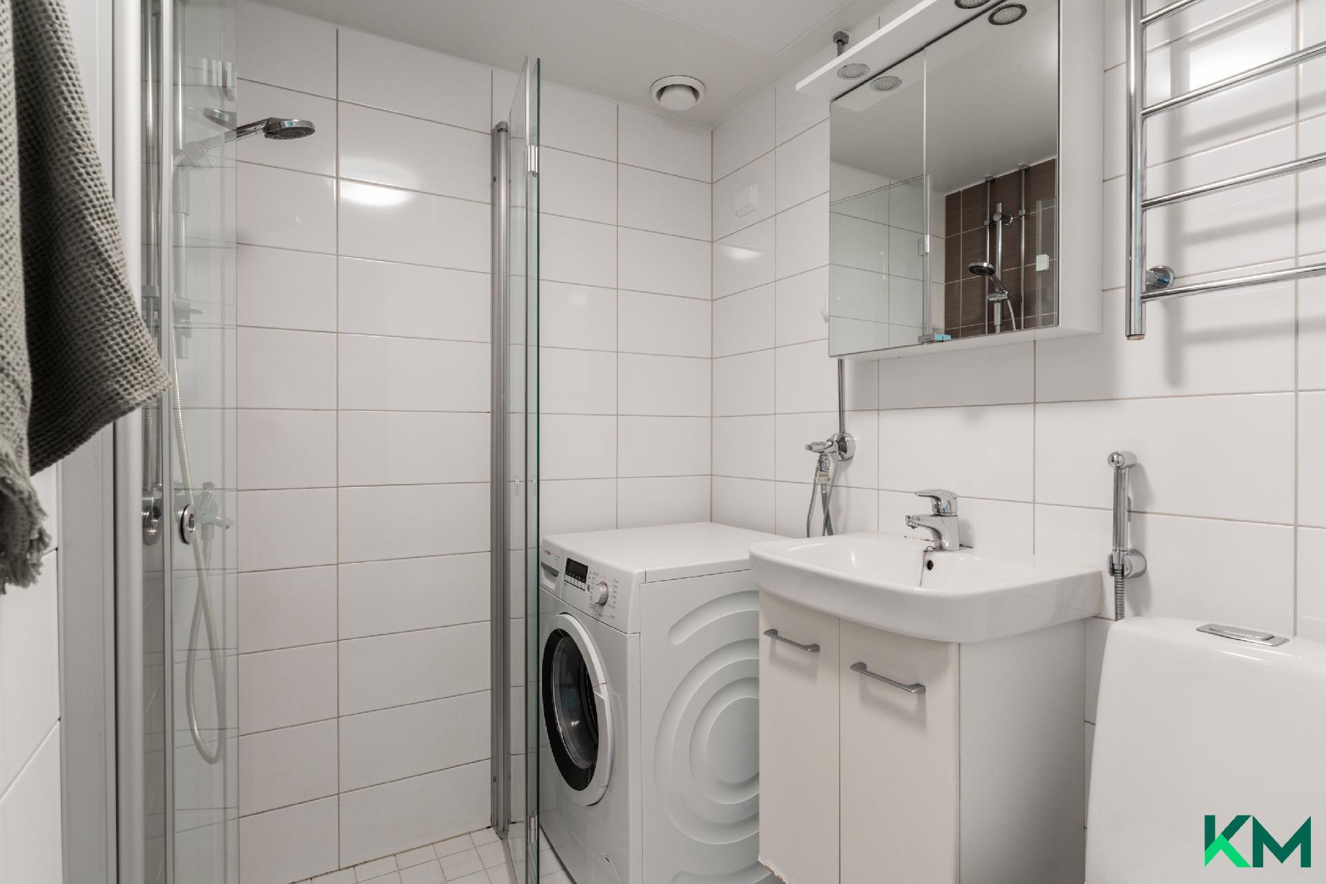 Jousimiehentie 9, Siltamäki, Helsinki