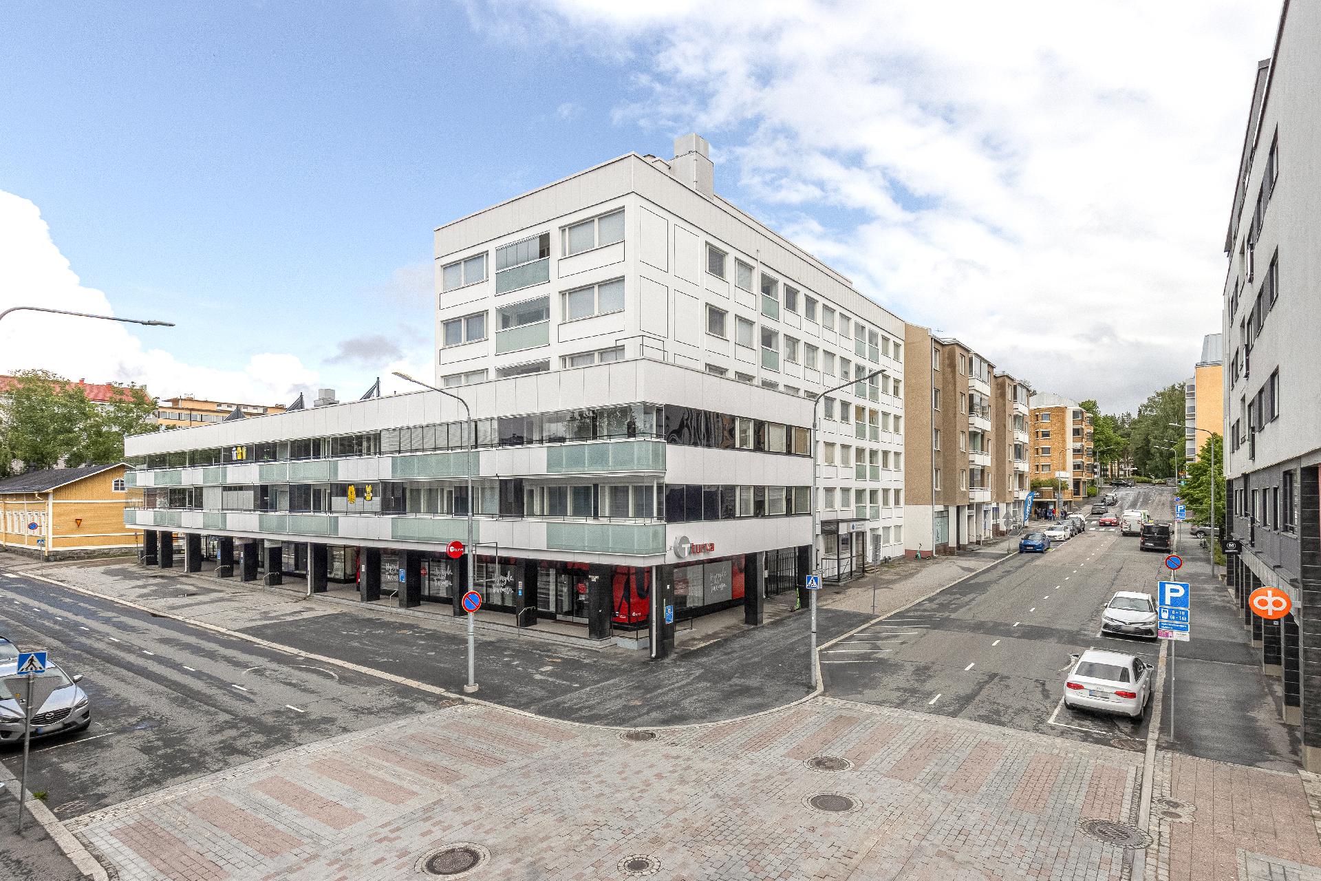 Keskeinen sijainti Kuopion keskustassa