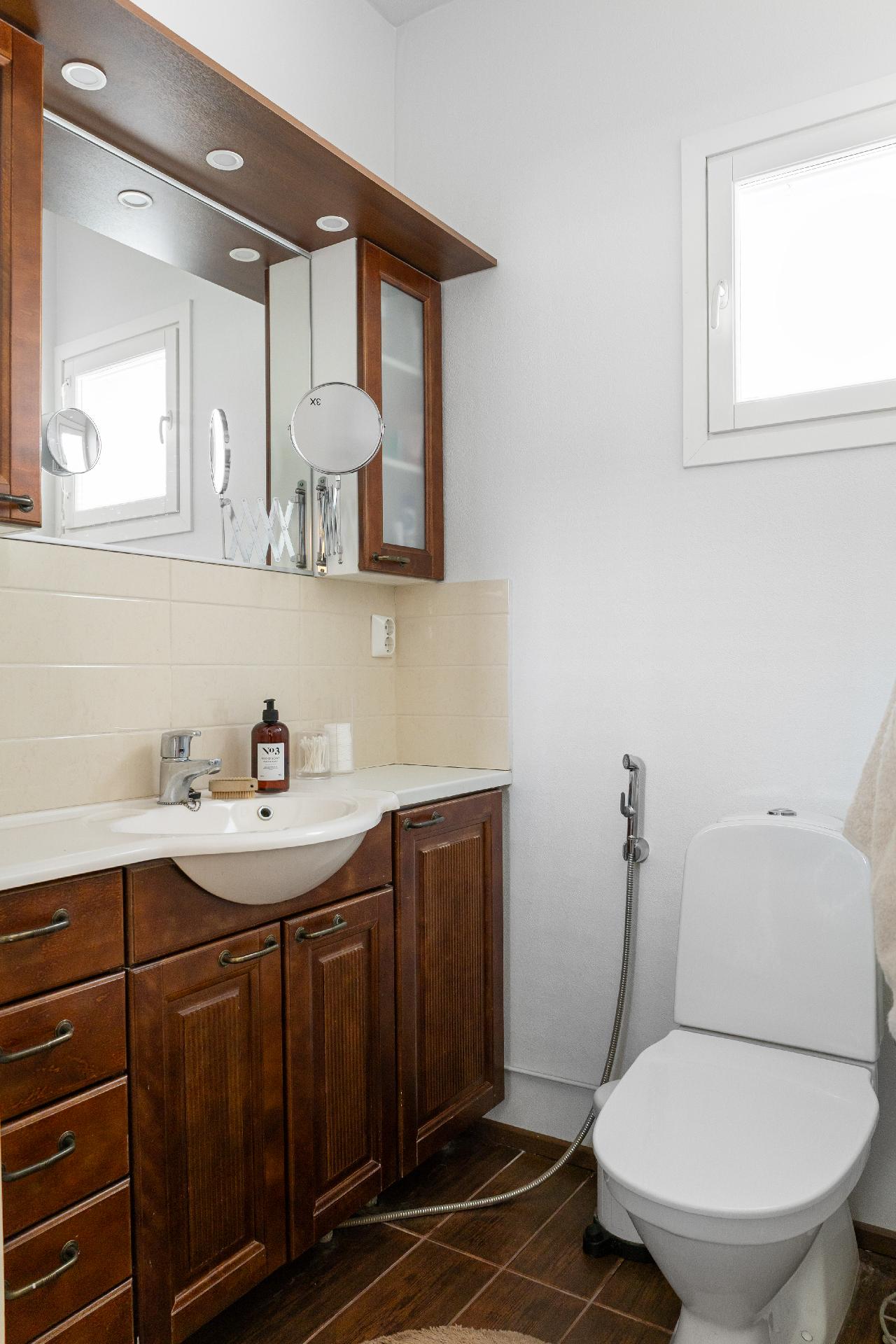 Valakkapiha 1, Ravilehto, Kouvola