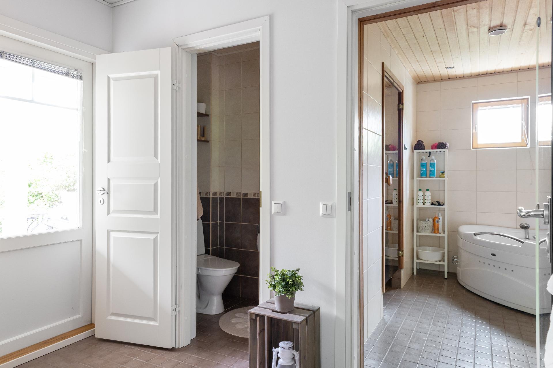 Valakkapiha 1, Ravilehto, Kouvola