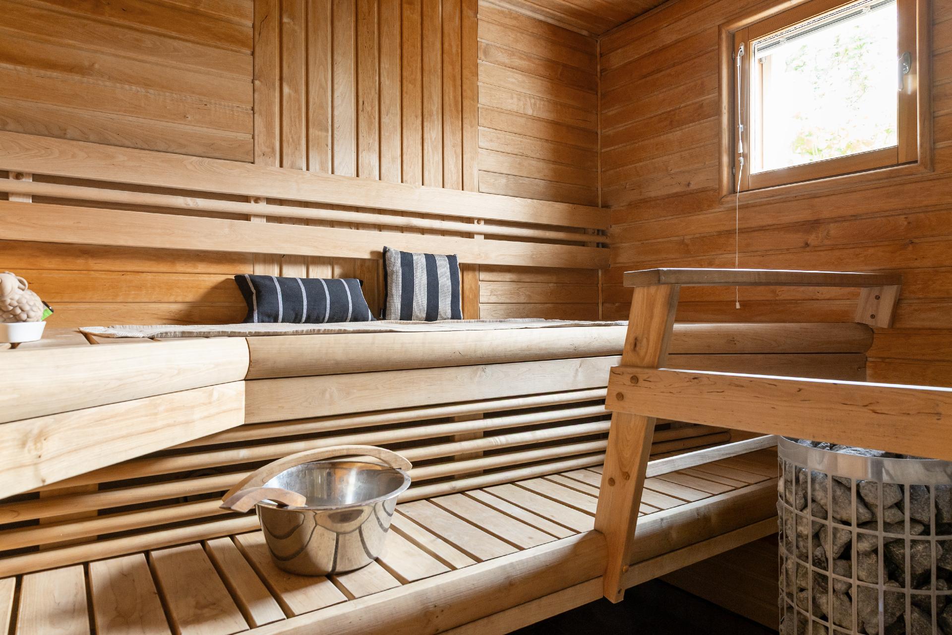 Valakkapiha 1, Ravilehto, Kouvola