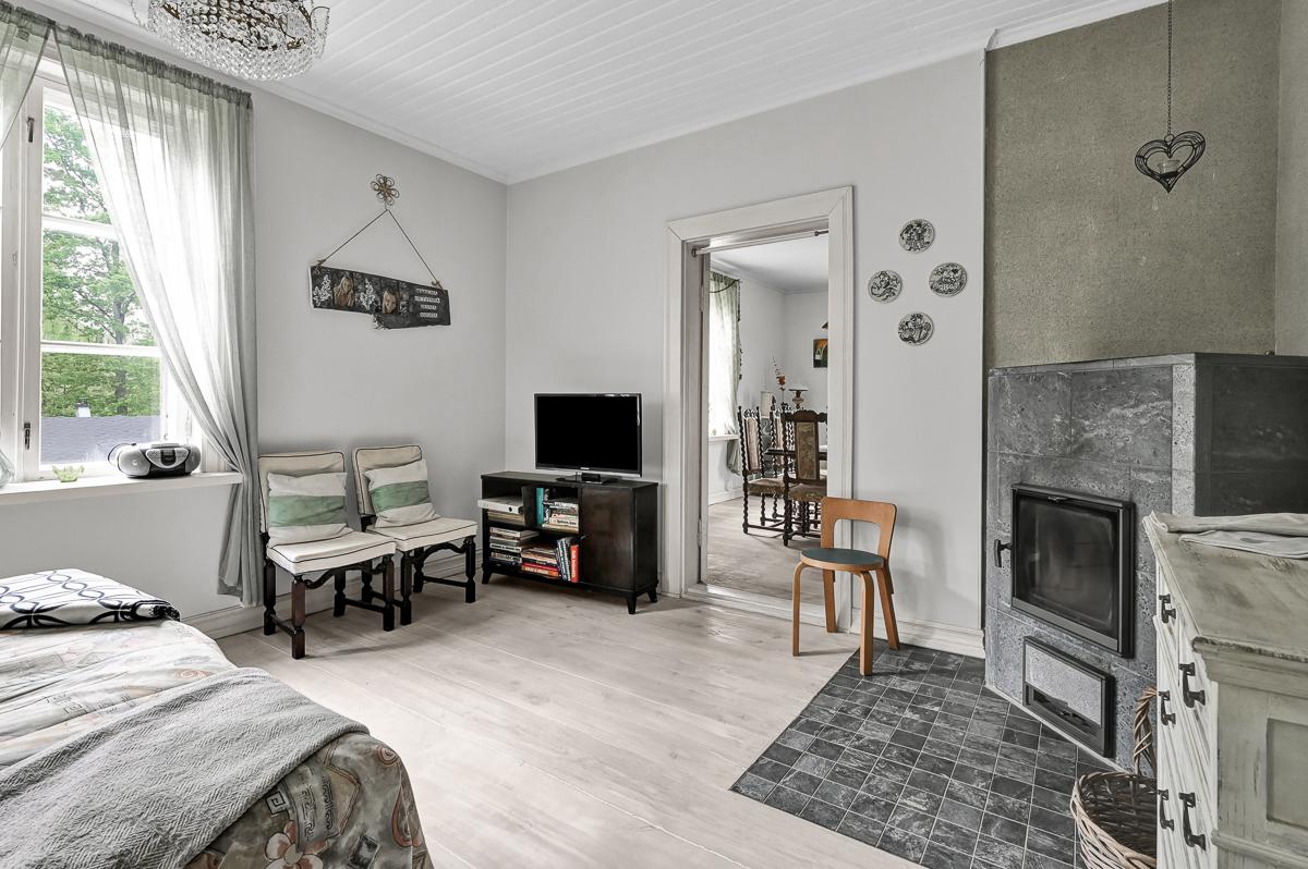 Papinnmäentie 40, Mustio, Raasepori