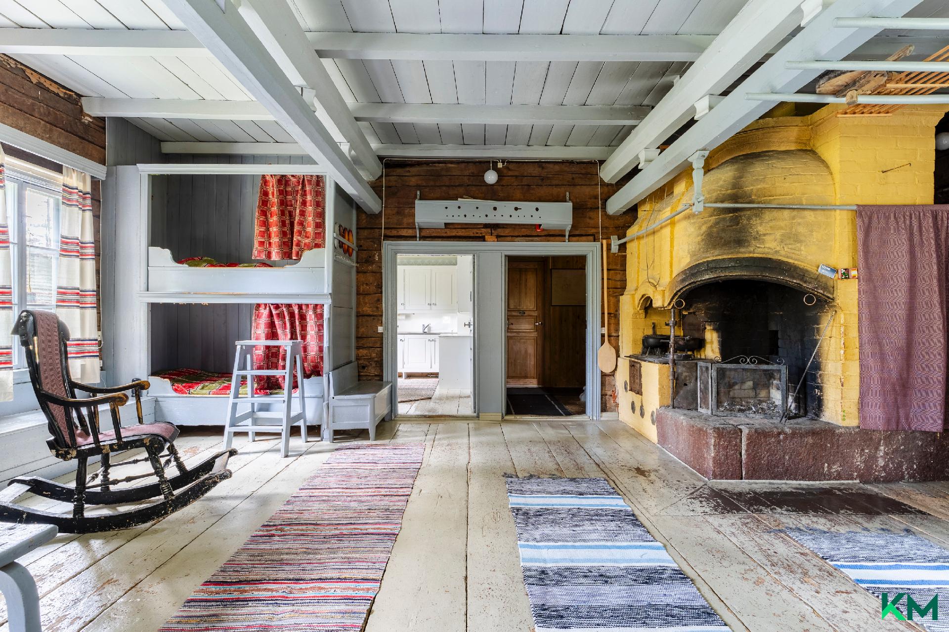 Suuri takka/leivinuuni 