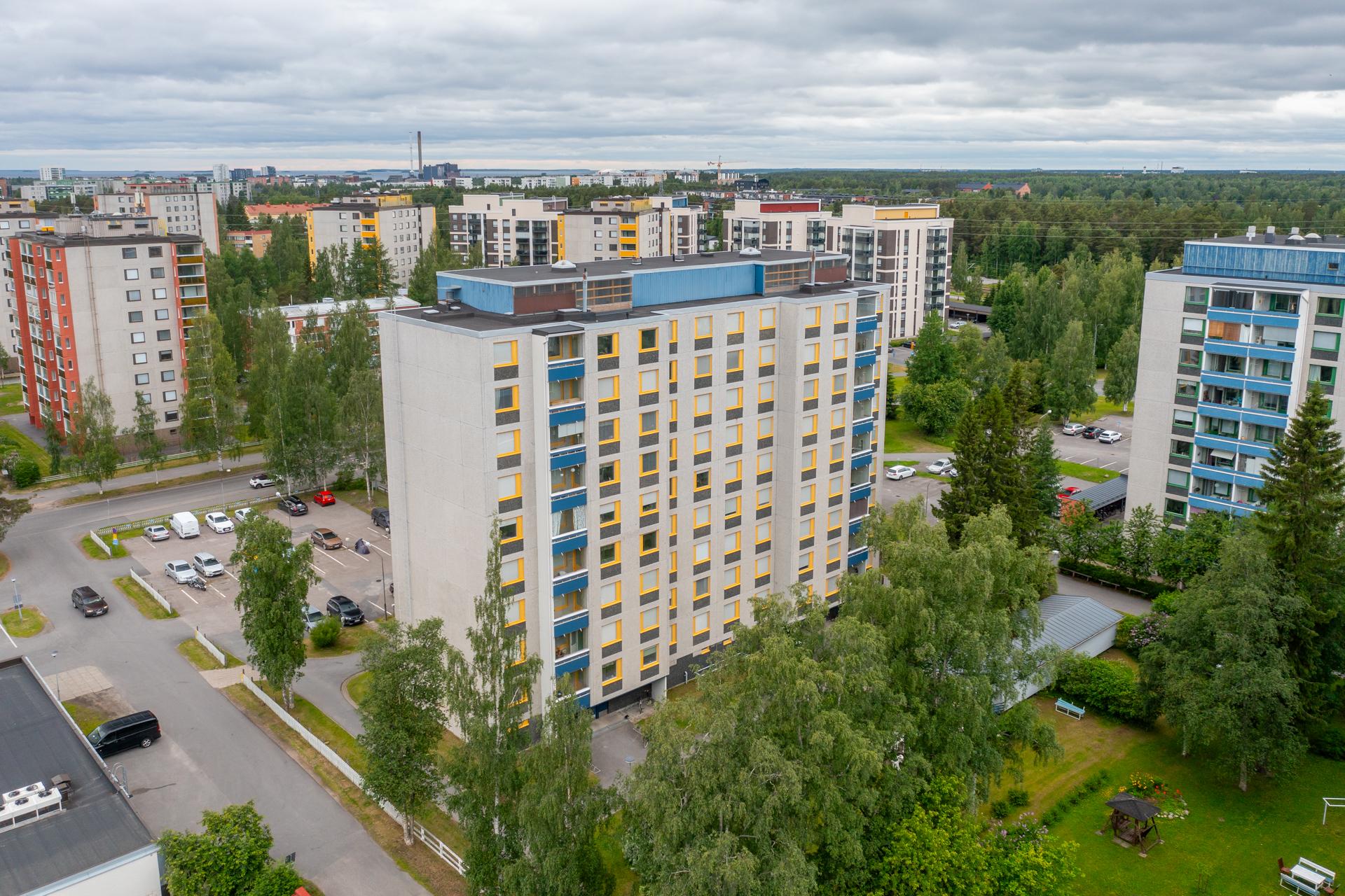 Kalliotie 12, Tuira, Oulu