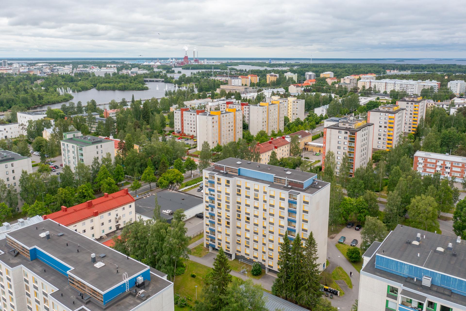 Kalliotie 12, Tuira, Oulu