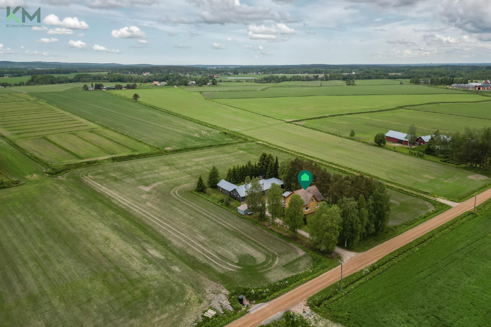 Kylätie 107, Mieto, Kurikka