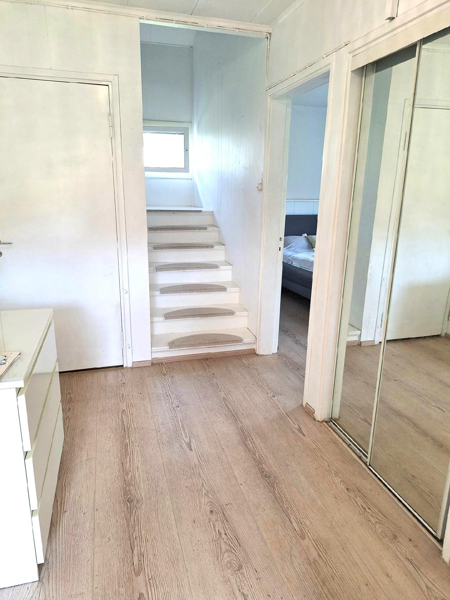 Lainkaarentie 11a, Torpparinmäki, Helsinki