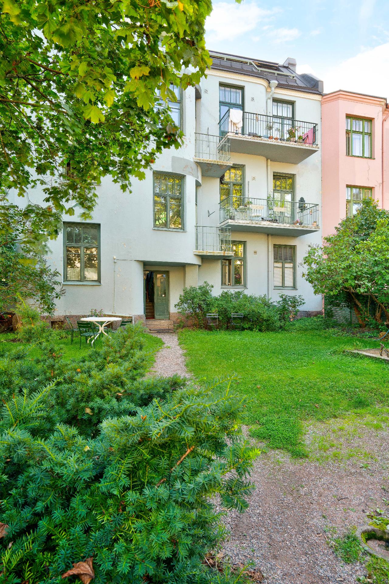 Sisäpihan julkisivu