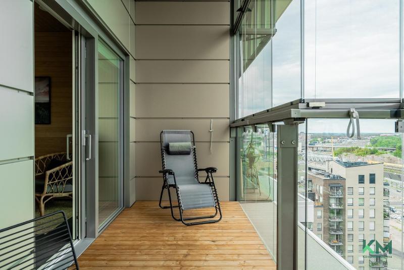 Saunaosaston parveke