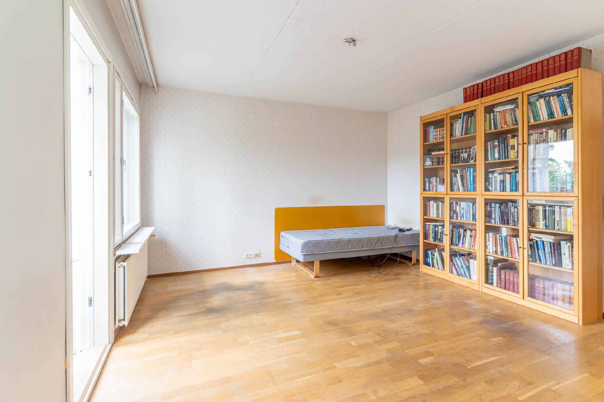 Työväentie 8, Nummela, Vihti