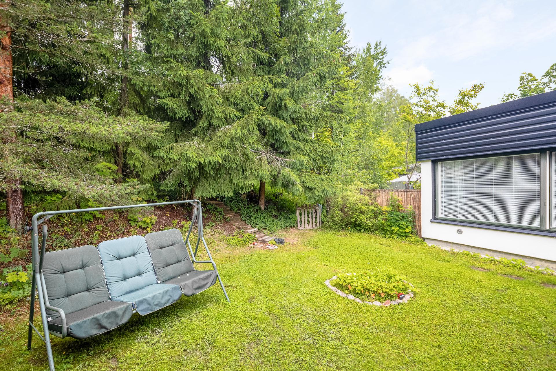 Vantaanjänne 2, Petas, Vantaa