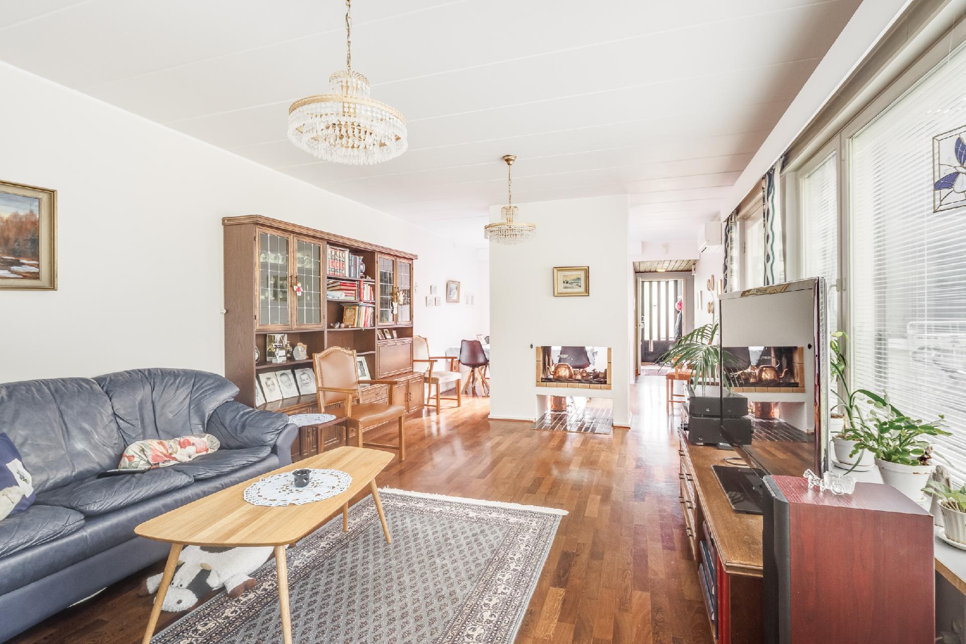 Vantaanjänne 2, Petas, Vantaa