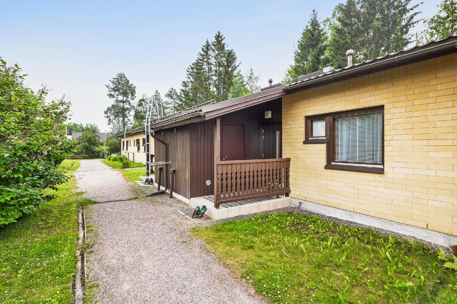 Hirvitie 26, Leppäkorpi, Vantaa