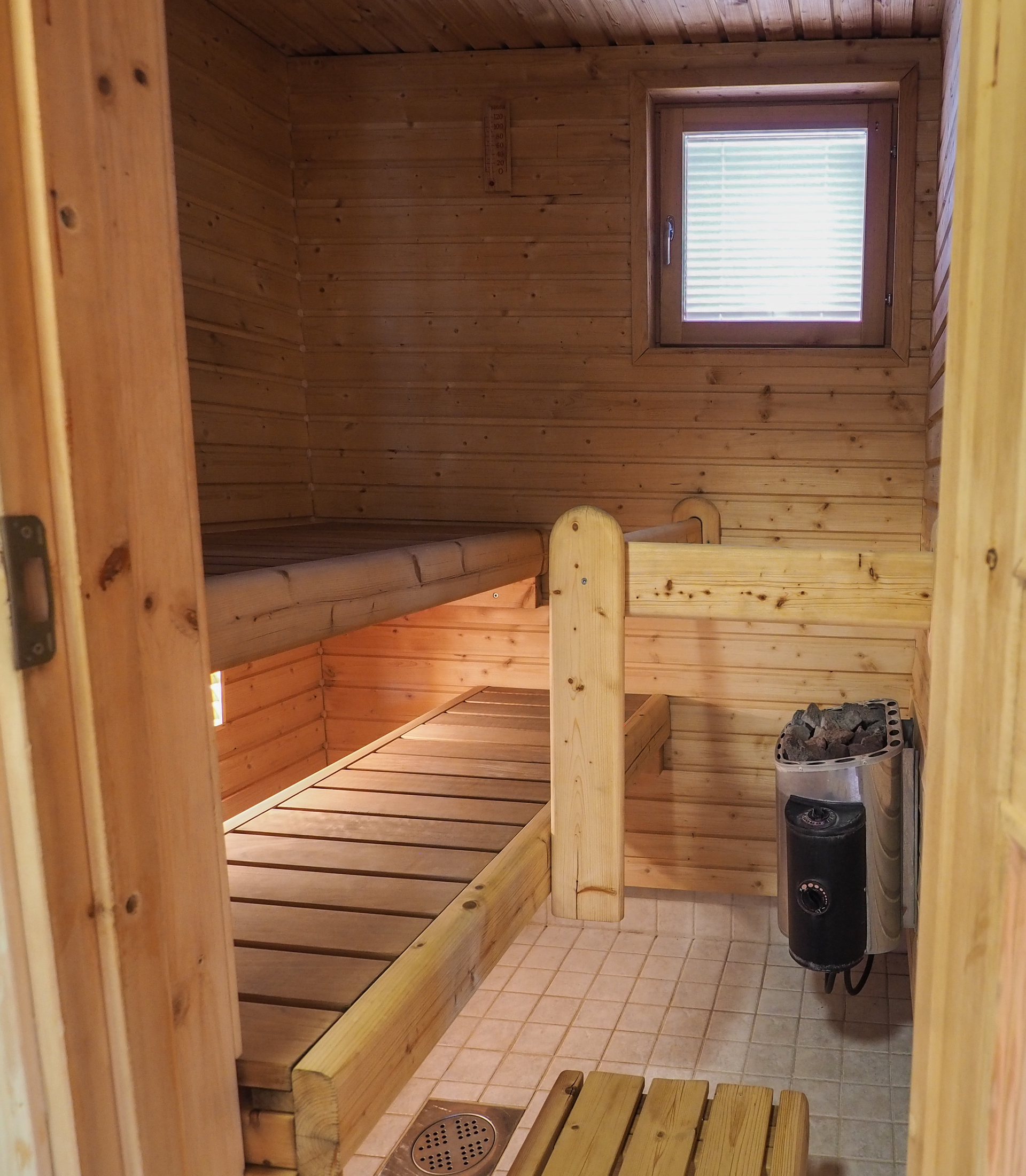 Ikkunallinen sauna