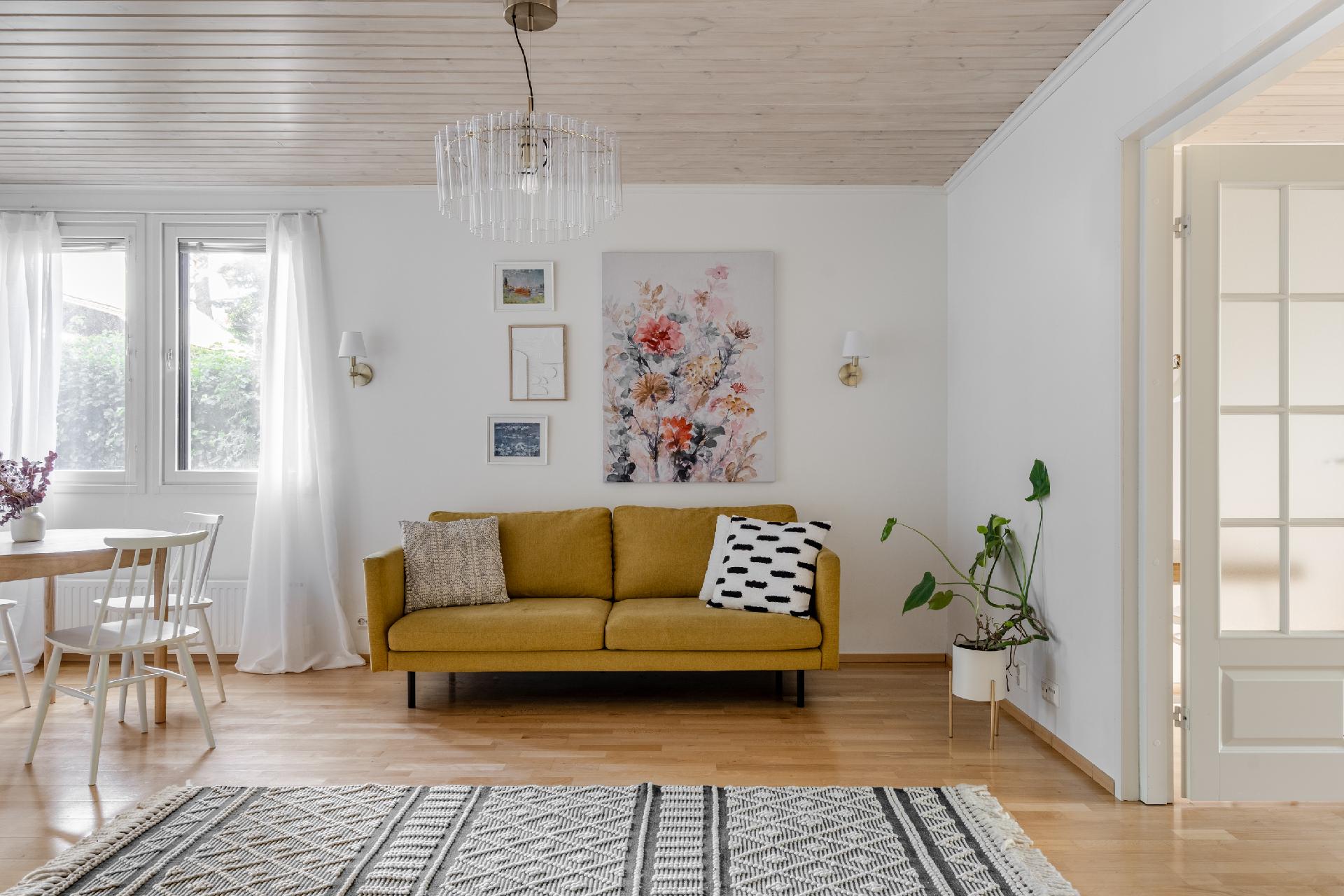 Pakilantie 89b, Paloheinä, Helsinki