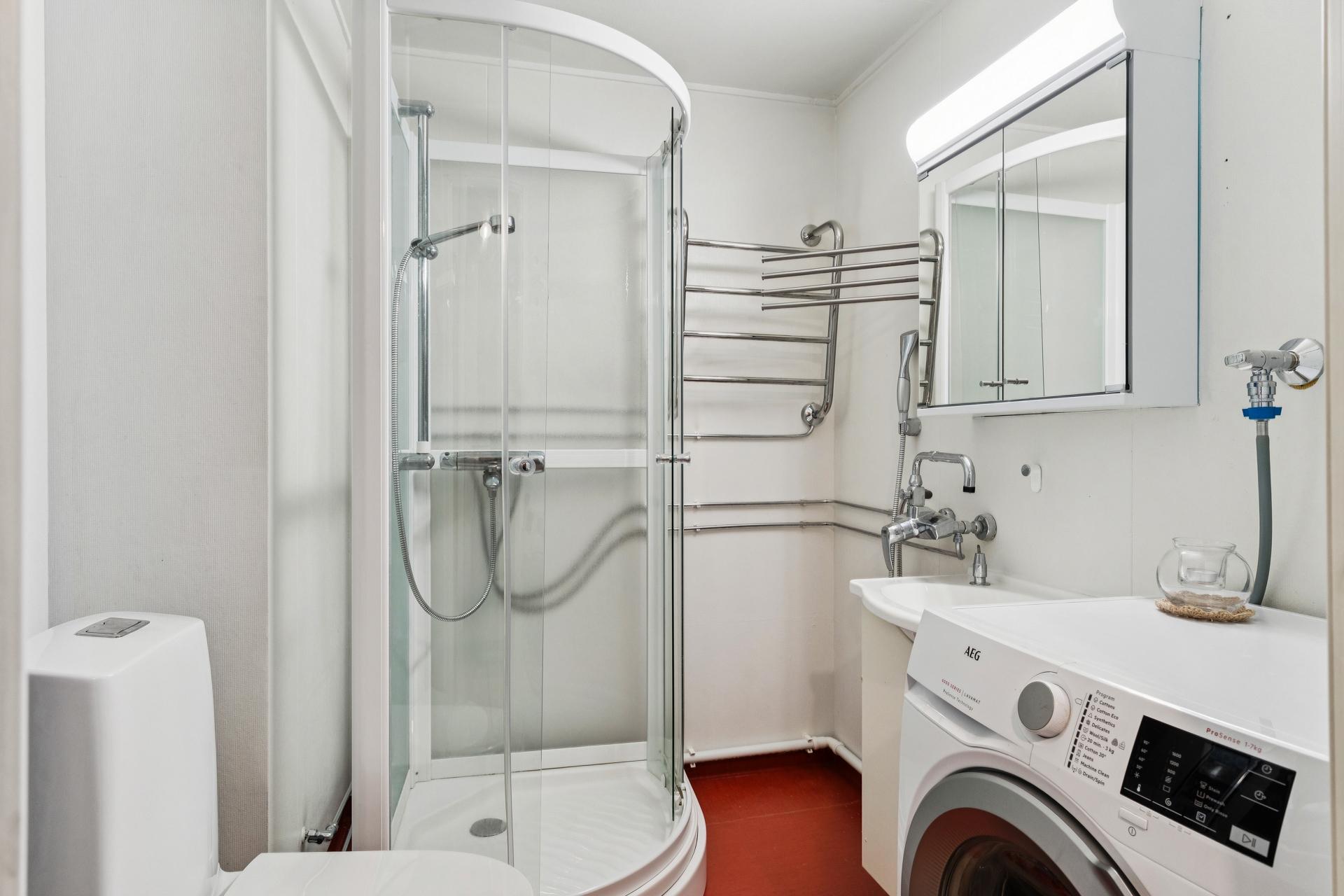 Ratavartijankatu 4, Pasila, Helsinki