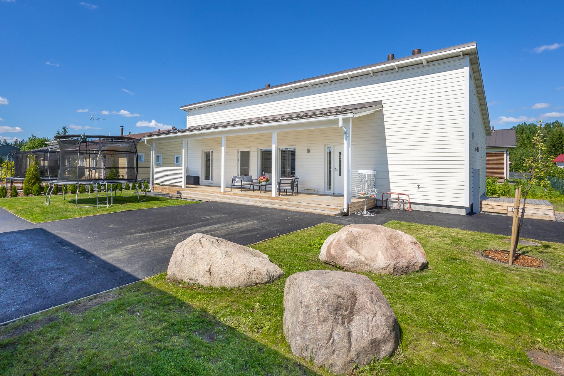 Loimutie 6, Metsäkalteva, Hyvinkää